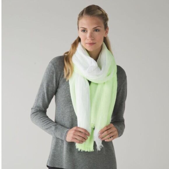 LULULEMON \ Warrior Scarf Gauze Two Tone Dip-Dye Large Wrap Green & White Flawed - Picture 2 of 16